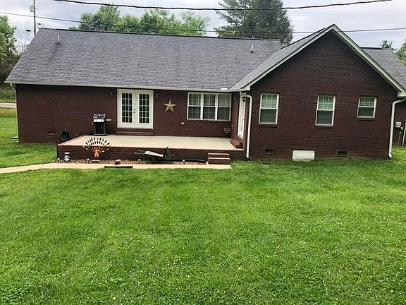 3rd image of 601 Elm Ave