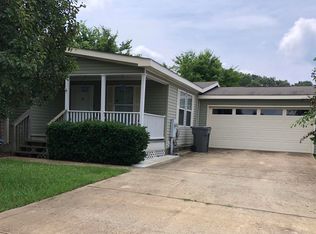 80 Crest Oak Dr, Starkville, MS 39759