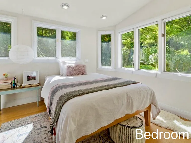 6661 Sir Francis Drake Blvd — Photo 9