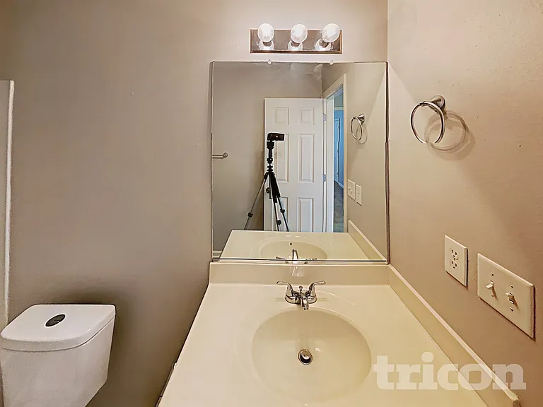 2675 Chatfield Dr — Photo 15