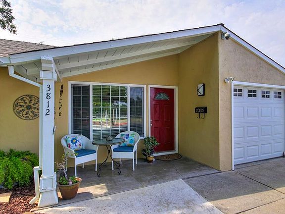 2nd image of 3812 Stephen Dr