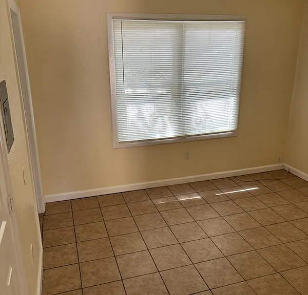 623 N Edison St #4 — Photo 2