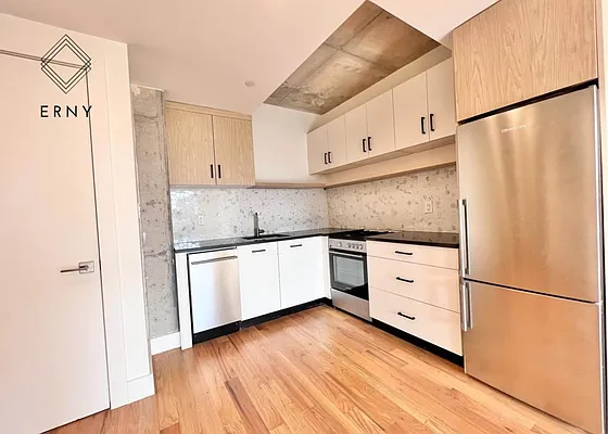 Rented by ERNY LLC | media 13