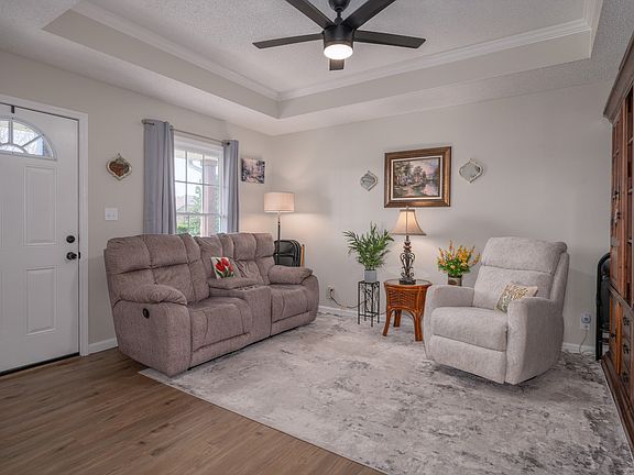 3rd image of 3233 Tabby Dr