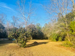 60 Jones Rd #140, Crestview, FL 32536