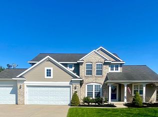 10842 Pine Cone Ct, West Olive, MI 49460