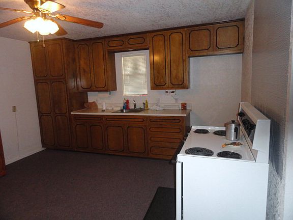 5th image of 2611 Judy Ave