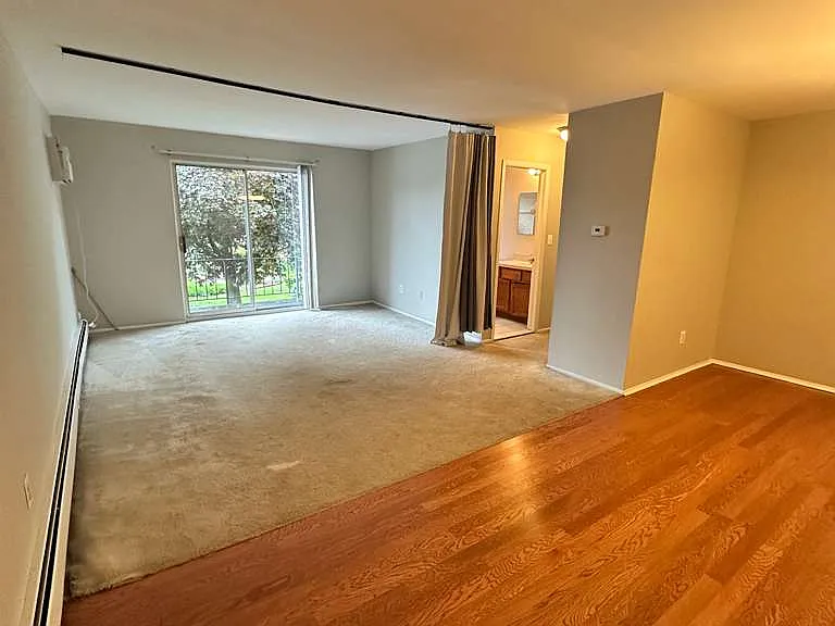 1890 Axtell Dr #5 — Photo 14