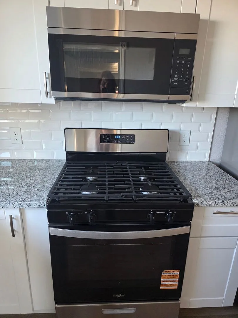 4 Bedroom Home — Photo 3