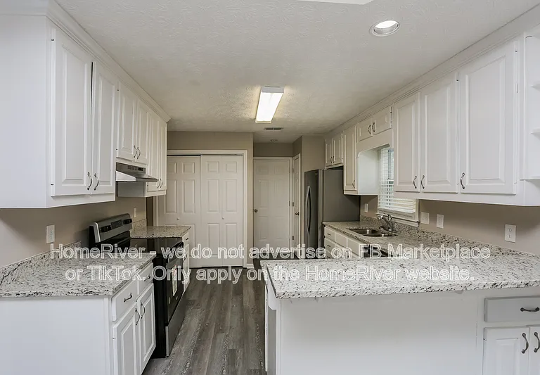 768 Wilkes Dr — Photo 7