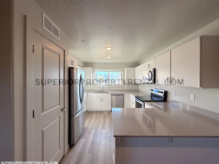 184 N Lone Rock Dr #B104 — Photo 15