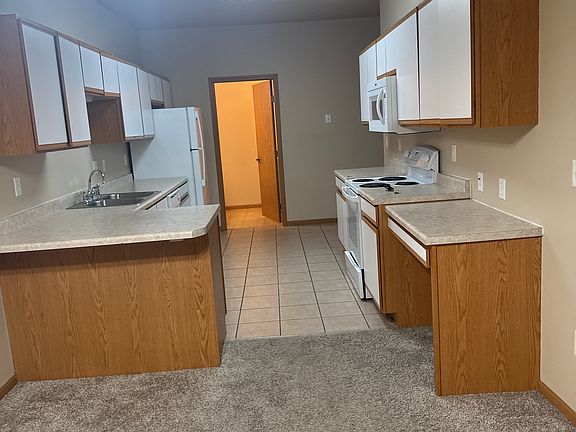 2nd image of 4330 47th St S