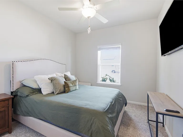 303 El Capitan Loop — Photo 28