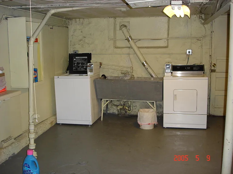 928 E 6th St #5 — Photo 12