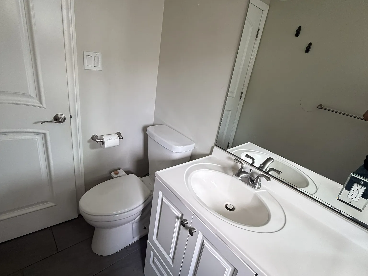 Lowemont St, Bellflower — Photo 2