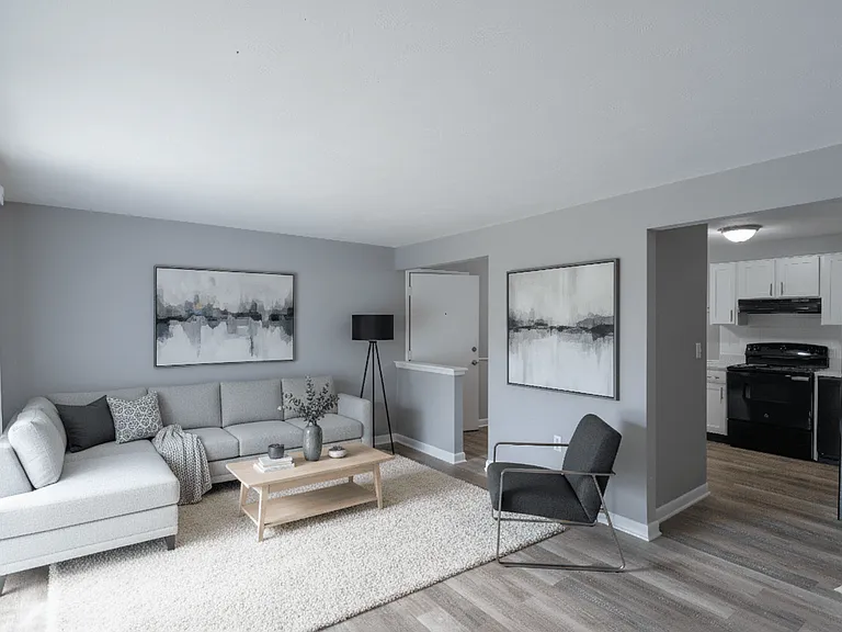 Washington Square Apartments — Photo 15