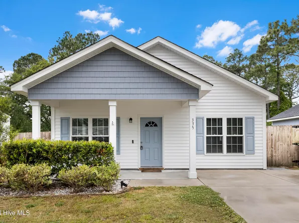 335 Dwight Street, Holly Ridge, NC 28445