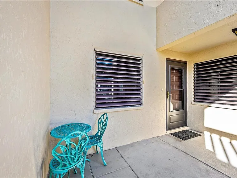 5219 Lake Village Dr #21 — Photo 48