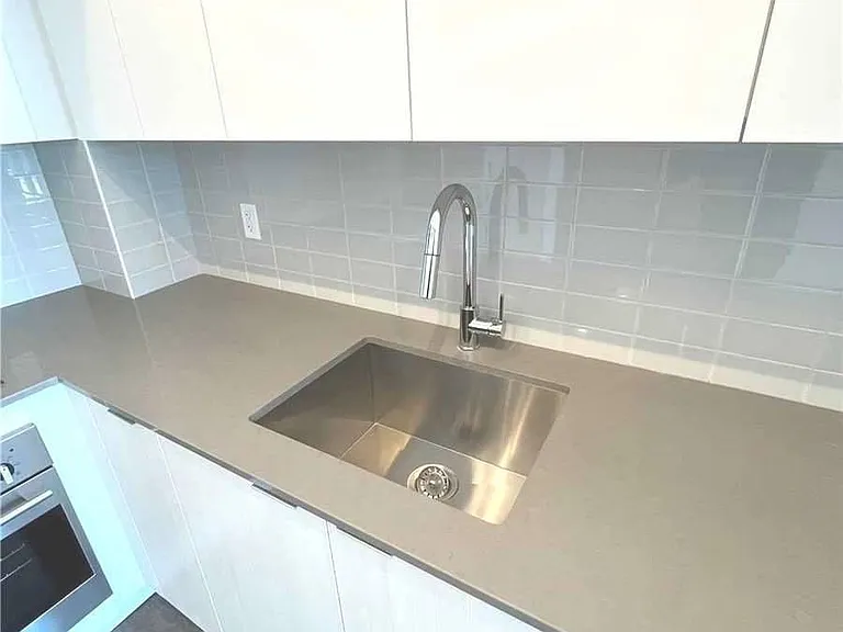 2489 Taunton Rd #1217 — Photo 9