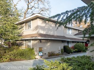 1052 7th St #1, Novato, CA 94945