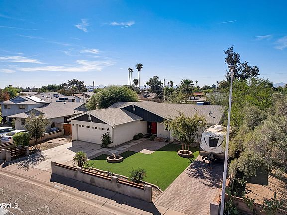 4th image of 4025 W SAN JUAN Avenue