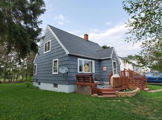 620 W Division St, Ishpeming, MI 49849