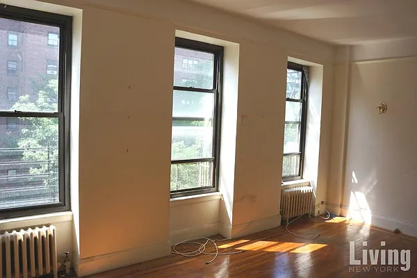 Rented by Living New York | media 32