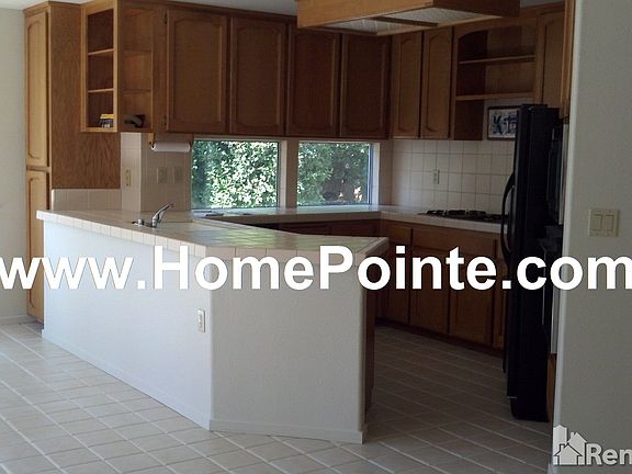3rd image of 365 Prewett Dr