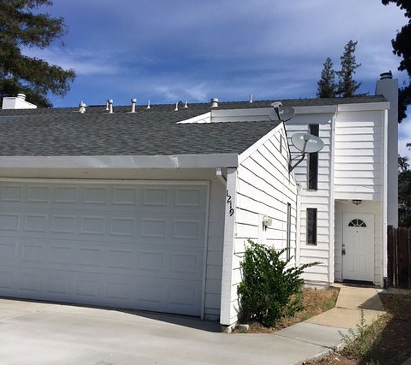 1st image of 1219 Payne Ct