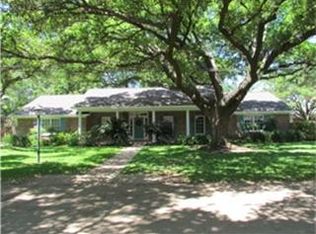 102 Saint Marks St, Sugar Land, TX 77478