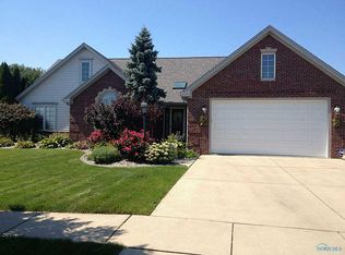 538 Park Way W, Oregon, OH 43616