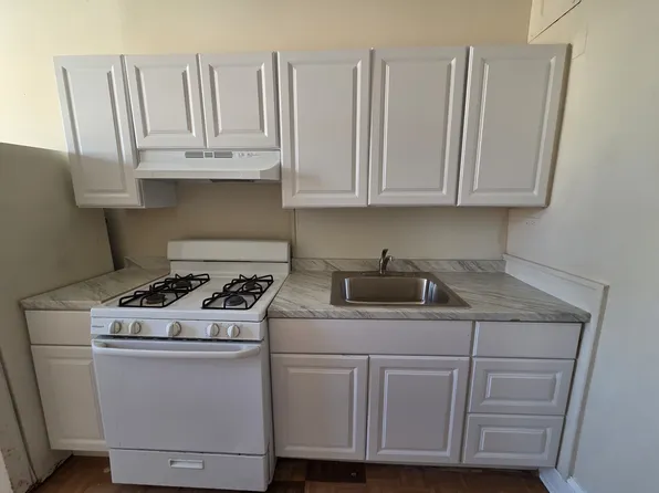 6215 Ventnor Ave, Ventnor City, NJ 08406