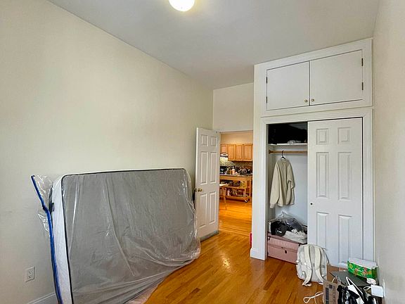 5th image of 32-59 33rd St #2R