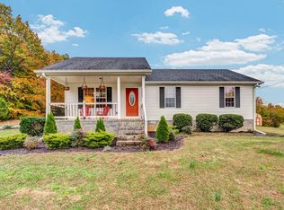 498 Bugger Ridge Rd, McMinnville, TN 37110