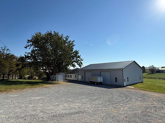 2nd image of 6402 Helena Rd
