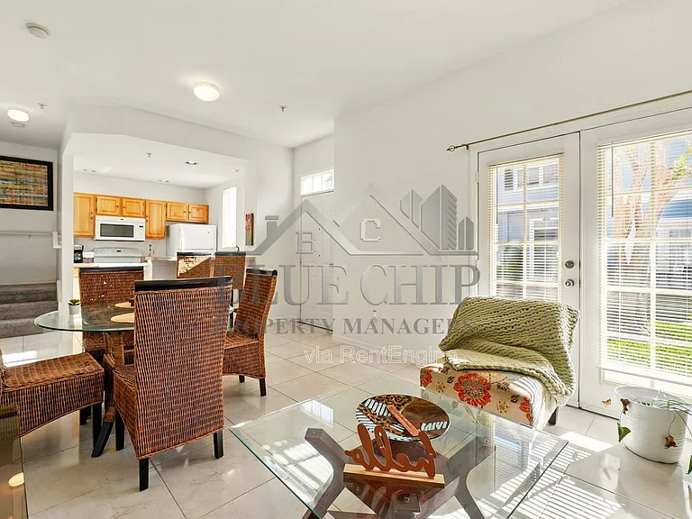 4005 Venetian Bay Dr #108 — Photo 8