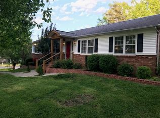 128 Kingston Ave, Kernersville, NC 27284