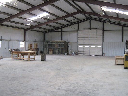 4th image of 707 Industrial Dr