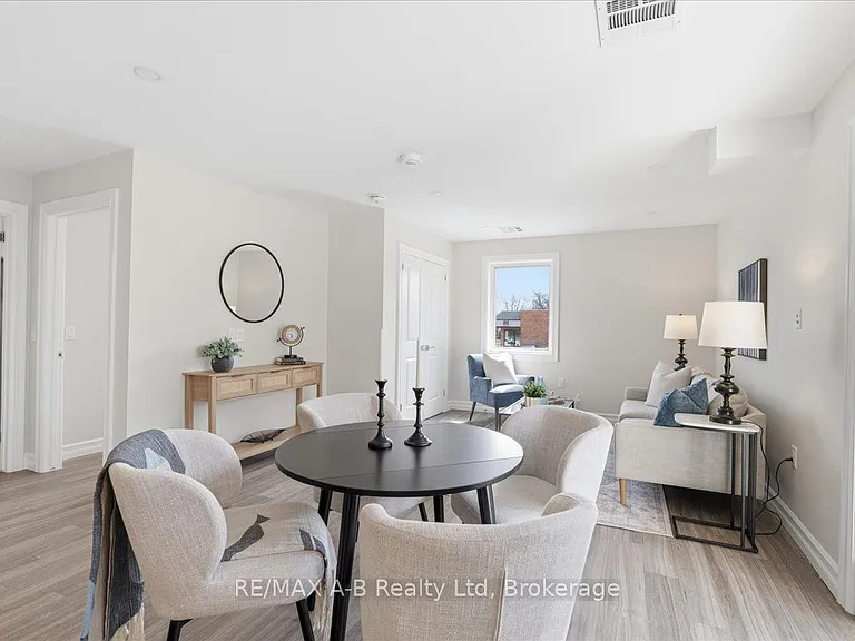 100 Gordon St #103 — Photo 12