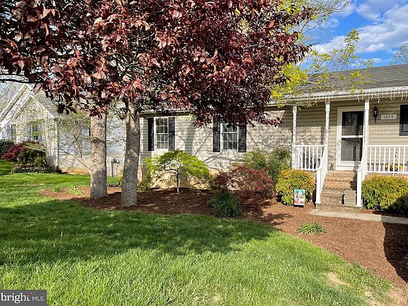 4th image of 1699 Park Lawn Dr