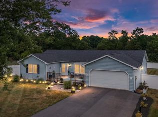 530 Montmorency Dr, Bunker Hill, WV 25413
