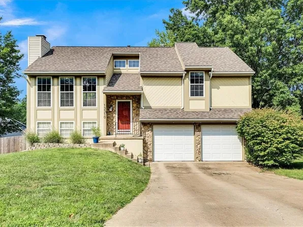 13310 W 103rd Ter, Lenexa, KS 66215