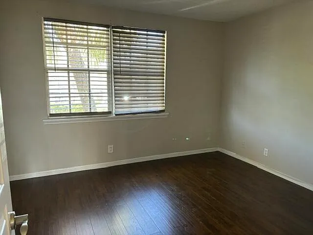 5380 Jubilee Way #200 — Photo 12