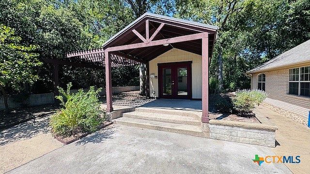 1st image of 3330 Bob White Ln #3330