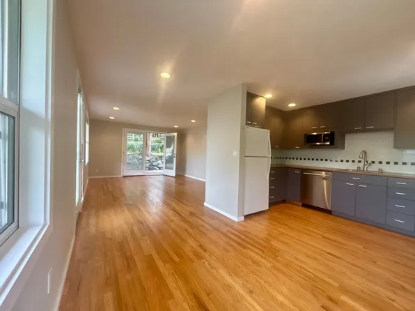 5536 TG Myint LLC, 5536 E Green Lake Way N #5536, Seattle, WA 98103