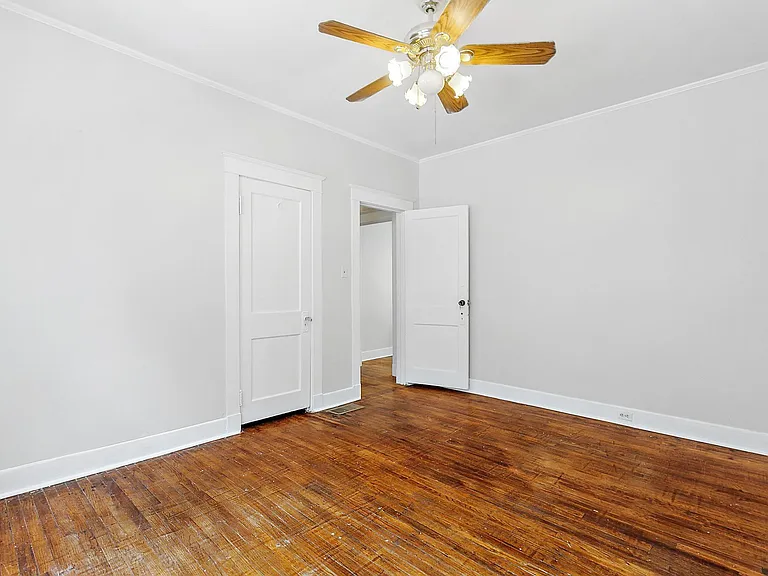 2217 Jefferson Ave — Photo 9