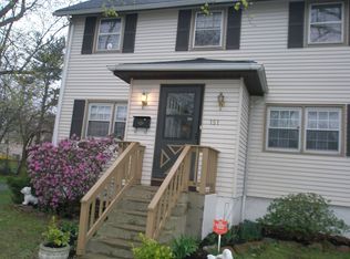 151 Maxwell Ave, Hightstown, NJ 08520