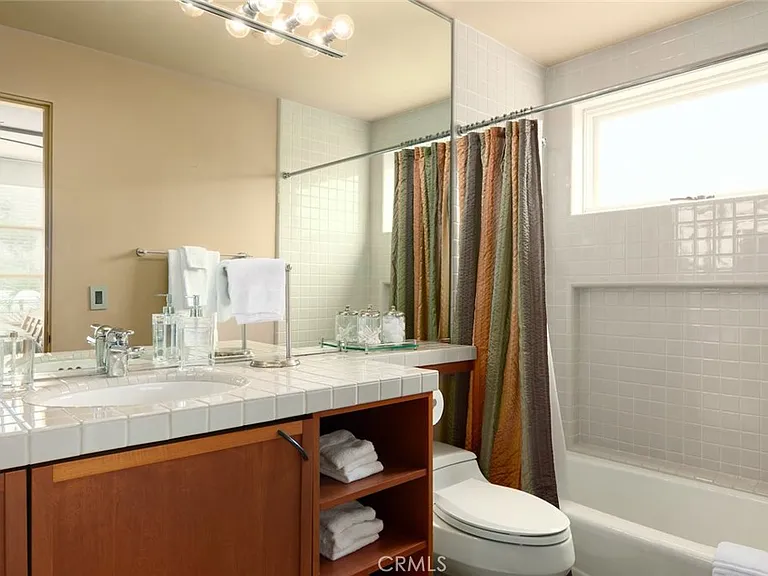 35121 Beach Rd — Photo 46