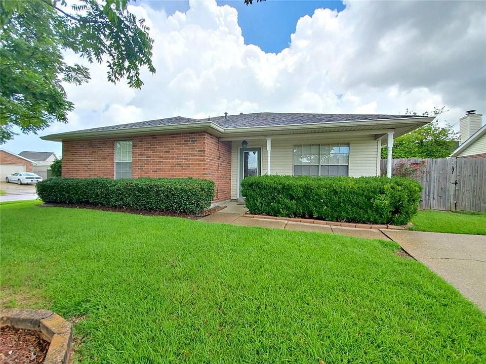 1st image of 4945 Liberty Oaks Dr