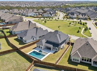 4308 Turnout Trl, Aubrey, TX 76227